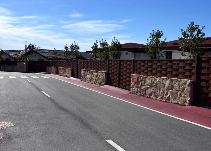 El Balcon De Oyambre - Vistas Al Mar Y Montana * Canales (Cantabria)