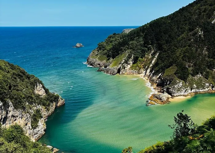 El Balcon De Oyambre - Vistas Al Mar Y Montana * Canales (Cantabria)