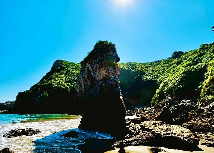 El Balcon De Oyambre - Vistas Al Mar Y Montana * Canales (Cantabria)